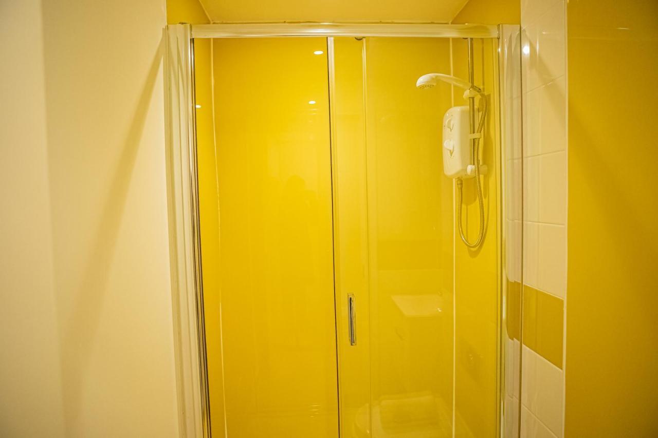 Royal Riverside Apartments Sheffield Centre - Opulent Living 外观 照片