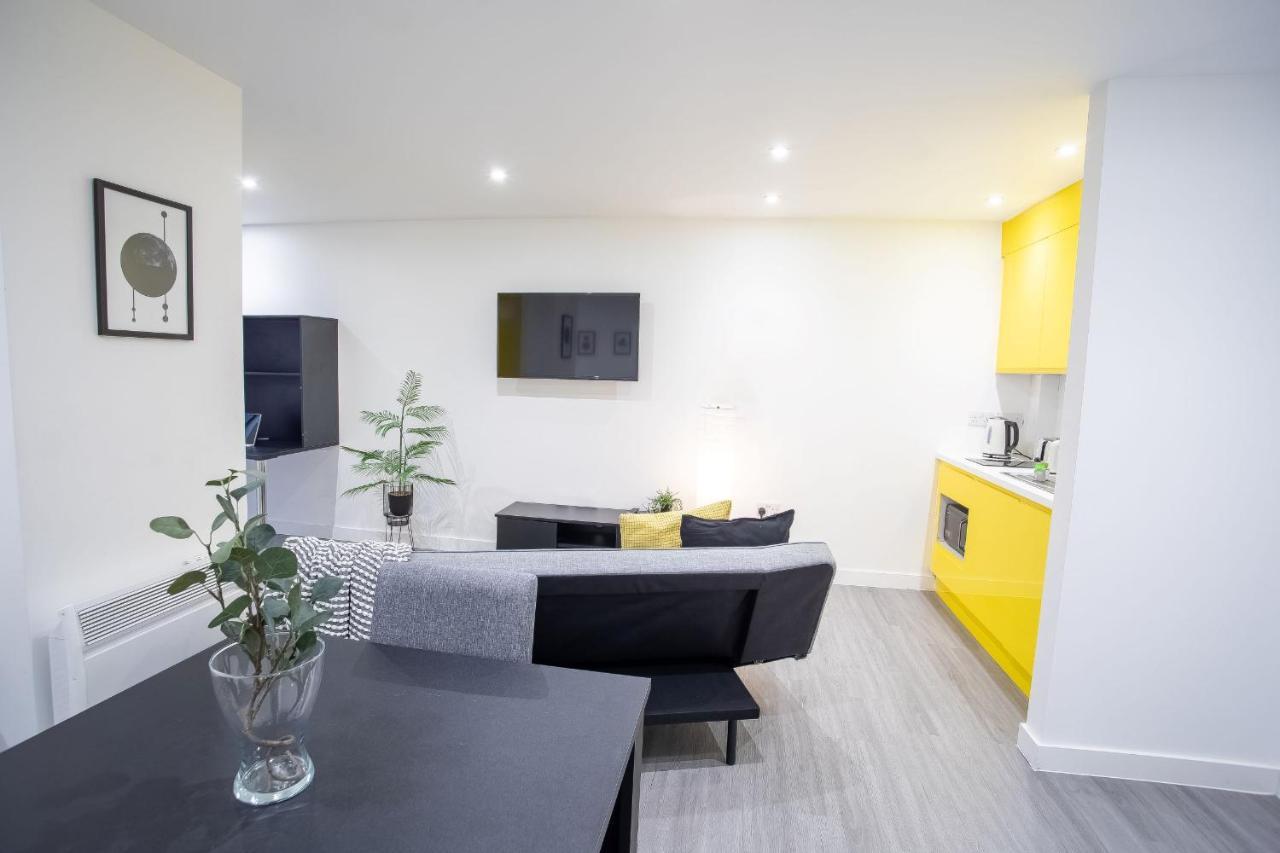 Royal Riverside Apartments Sheffield Centre - Opulent Living 外观 照片