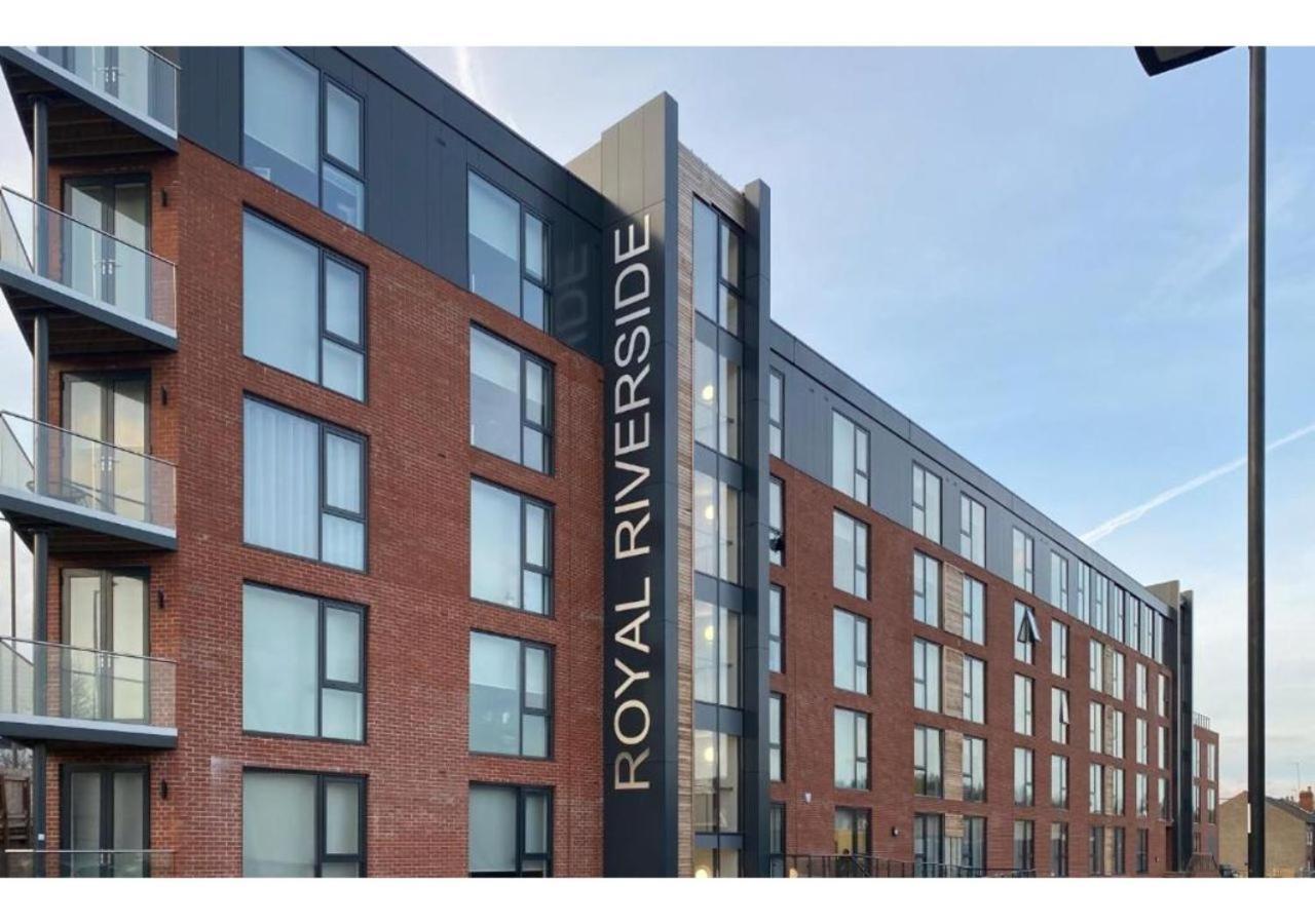 Royal Riverside Apartments Sheffield Centre - Opulent Living 外观 照片